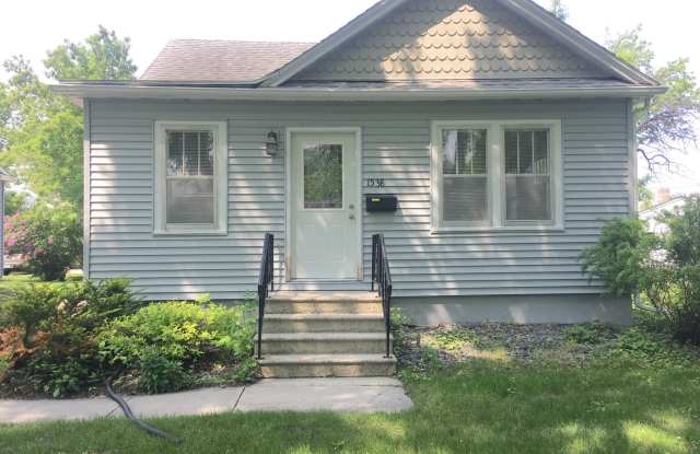 Don't miss out on this 2 bed located near NDSU! photos photos