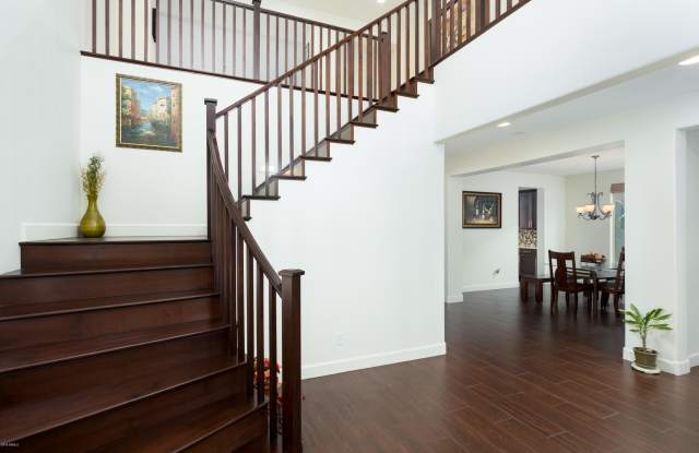3124 E HALF HITCH Place Gallery 4