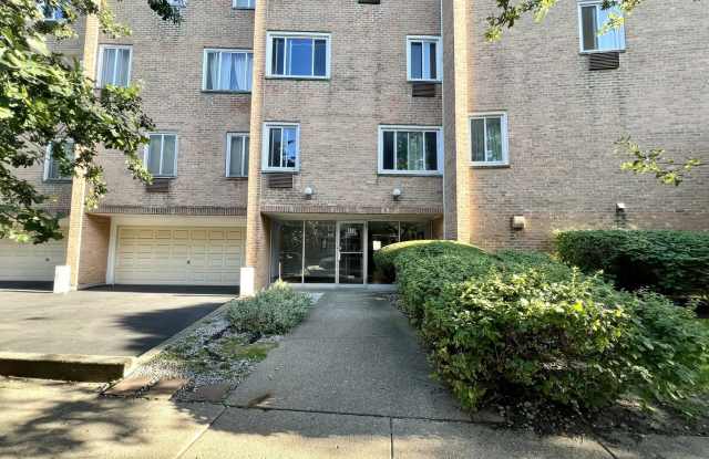777 Hinman Avenue - 777 Hinman Avenue, Evanston, IL 60202