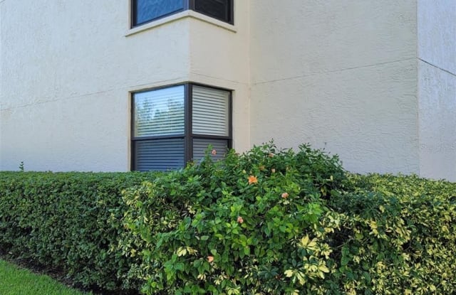 1332 S PASADENA AVENUE S - 1332 Pasadena Avenue South, South Pasadena, FL 33707