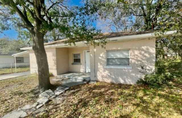 Newly Remodeled 3 Bedroom/1 Bath with Huge Yard photos photos