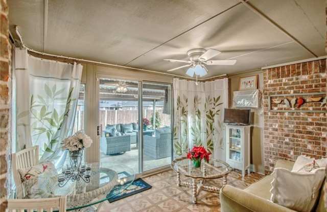 4869 S Del Aire Drive Gallery 2