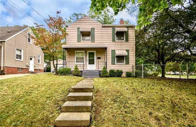 1699 Sunset Ave photos photos