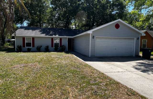 Newly Renovated 4BR/2BA Available Immediately photos photos