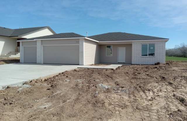 702 Long Path Court photos photos