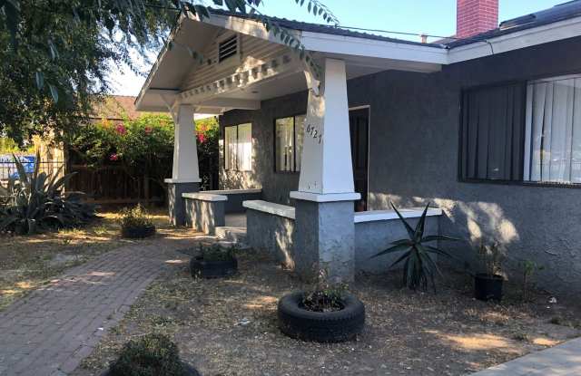 6727 Gaviota Ave. Gallery 2