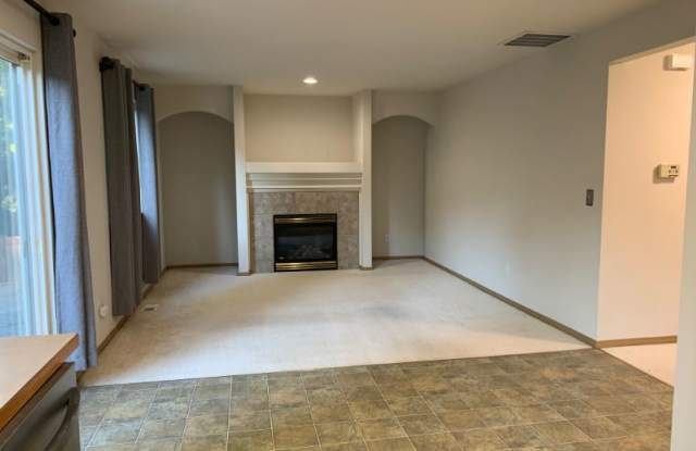 911 176th Pl SW Gallery 3