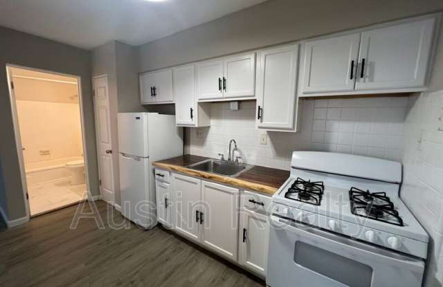 8037 Gravois Rd photos photos