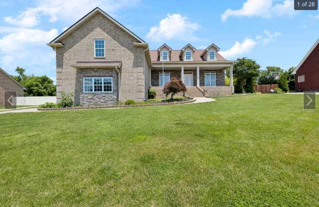 109 Chalford Place photos photos