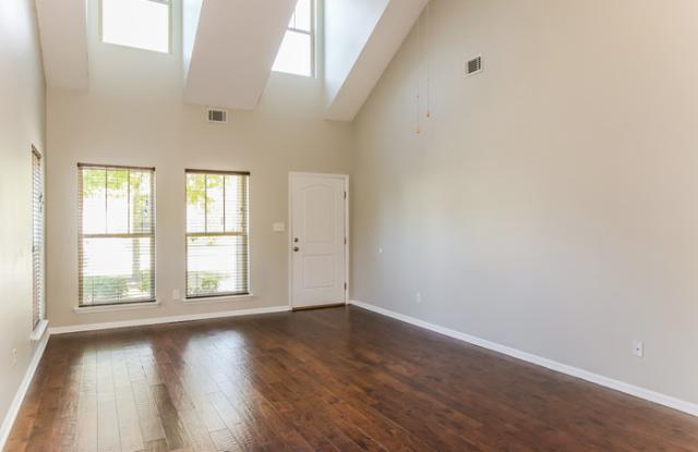755 Chinaberry Court Gallery 4