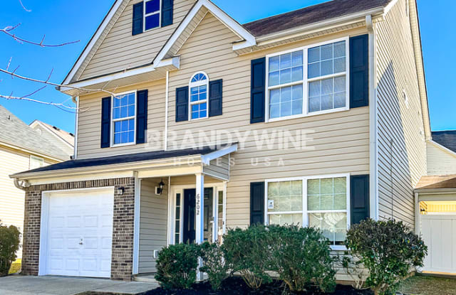 6202 Hickory Lane Circle - 6202 Hickory Lane Circle, Union City, GA 30291