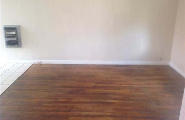 4922 Alcott Street Gallery 3