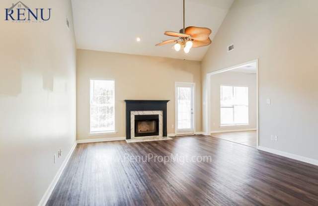 125 Macon Court Gallery 2