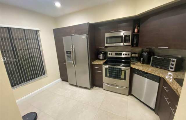 8806 SW 130th Pl Gallery 3