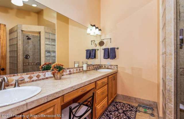 1280 Snowbunny Lane Gallery 4