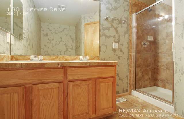 1361 Leyner Drive Gallery 4