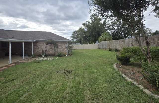 214 Black Oak Way Gallery 3