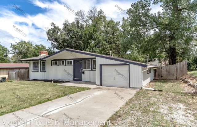 5615 North Euclid Avenue - 5615 North Euclid Avenue, Gladstone, MO 64118