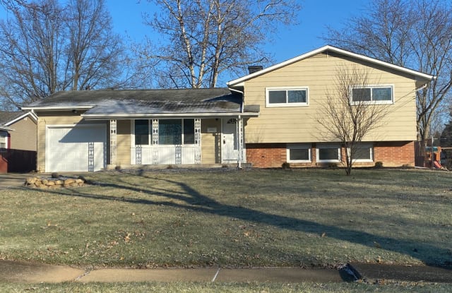 650 Beverly Hills Dr. - 650 Beverly Hill, Churchill, OH 44505