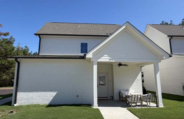 3BR/3.5BA For Rent Gallery 3