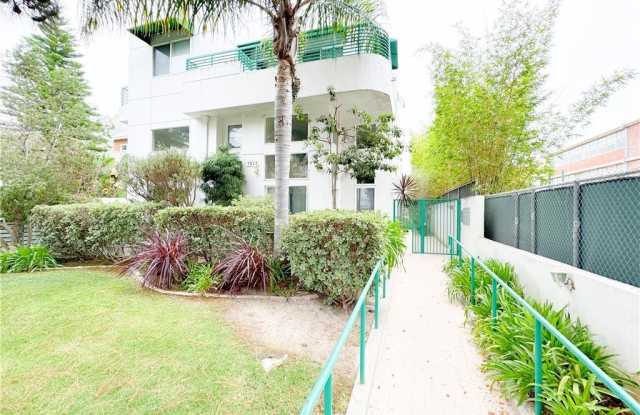 1038 11th Street - 1038 11th Street, Santa Monica, CA 90403