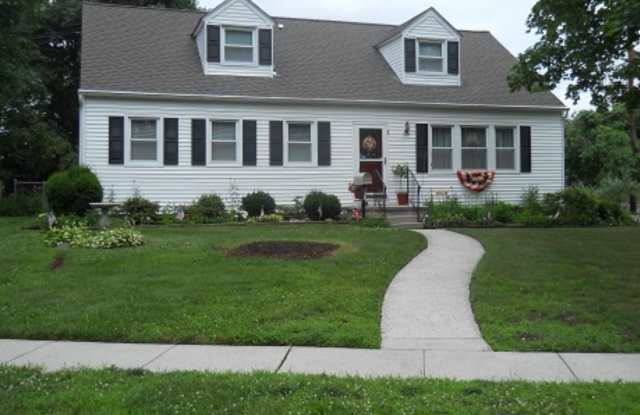 1 CORNELL ROAD - 1 Cornell Road, Glassboro, NJ 08028 1 CORNELL ROAD - 1 Cornell Road, Glassboro, NJ 08028