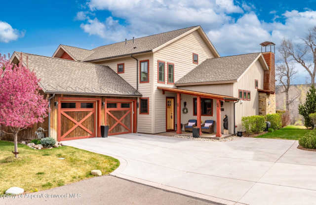 481 Boundary Lane photos photos