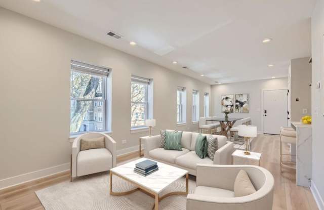 5014 N Rockwell Avenue photos photos