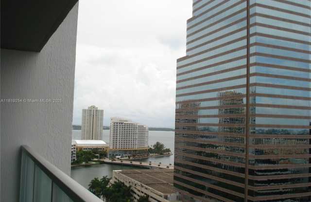 500 Brickell Ave photos photos