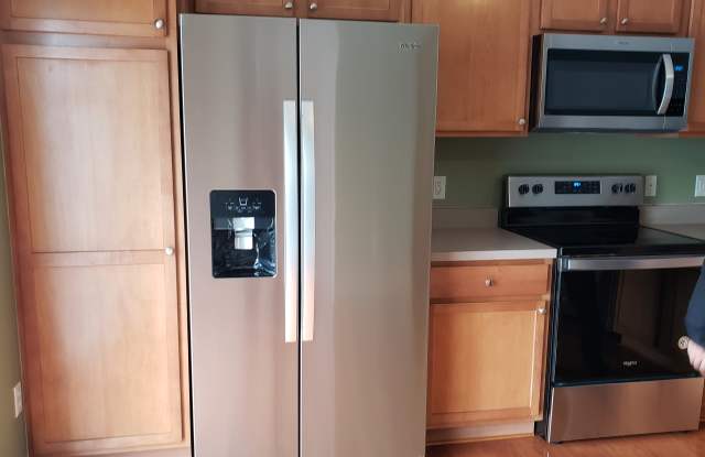 44760 Gwinnett Loop - 44760 Gwinnett Loop, Novi, MI 48377