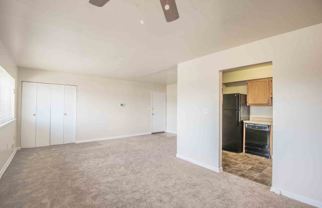 Greenlyn Apartments Gallery 3