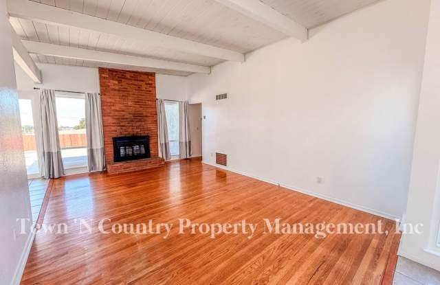 Spacious 3-Bedroom, 2-Bath Home on a Corner Lot in Seaside Gallery 4