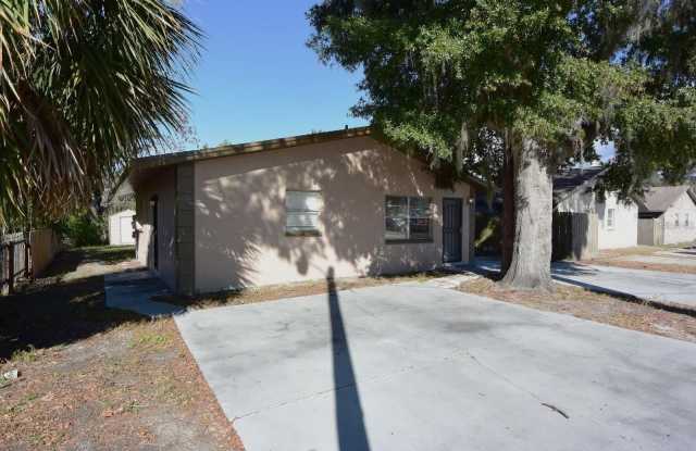 5845 ELM STREET photos photos