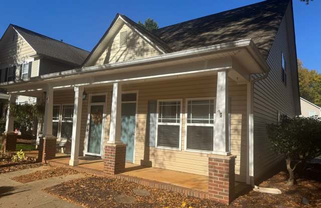 Charming 2-Bedroom with Fresh Updates - 13227 Meadowmere Road, Huntersville, NC 28078