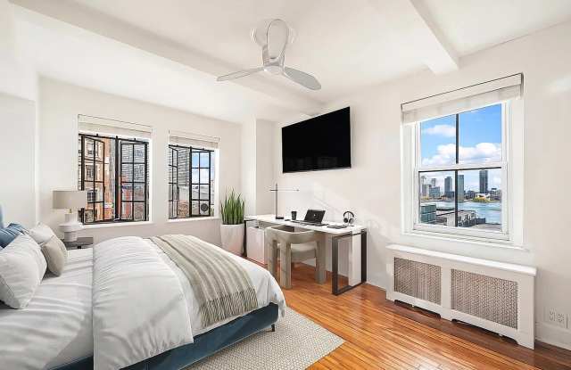 25 Tudor City Place Gallery 2