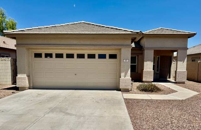 4 Bedroom/2 Bath Single Level Home In Avondale! Golf Course Lot photos photos 4 Bedroom/2 Bath Single Level Home In Avondale! Golf Course Lot photos photos