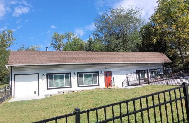 1202 Lake Court photos photos