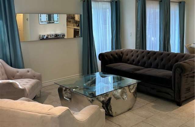 22141 Burbank Blvd, Unit 1 photos photos