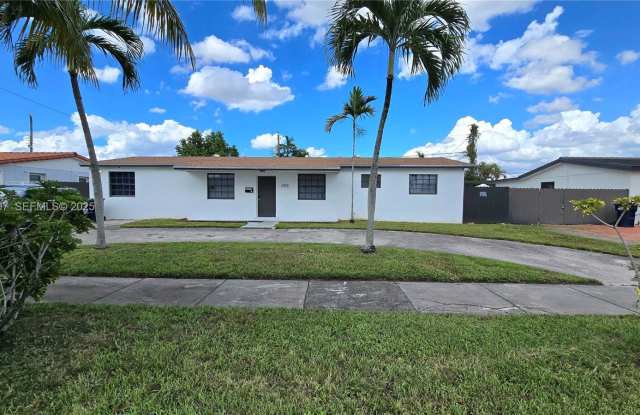 9332 Southwest 27th Street - 9332 Southwest 27th Street, Westchester, FL 33165