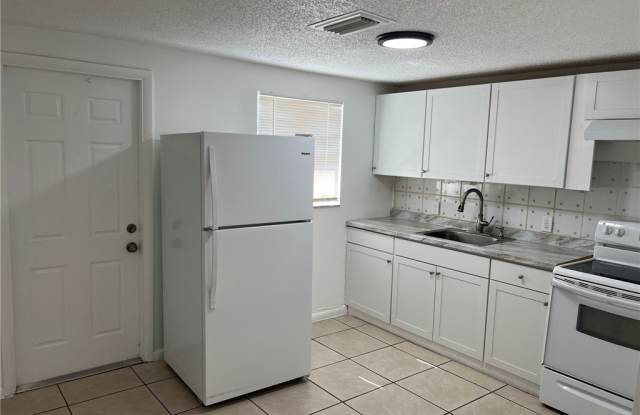 286 Lowell Avenue unit: 296 photos photos