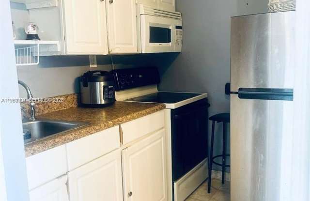 17200 NW 51st Pl photos photos