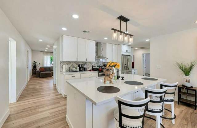 8117 E Osborn Rd photos photos