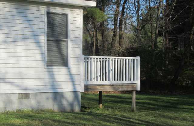 823 COVE POINT ROAD Gallery 3