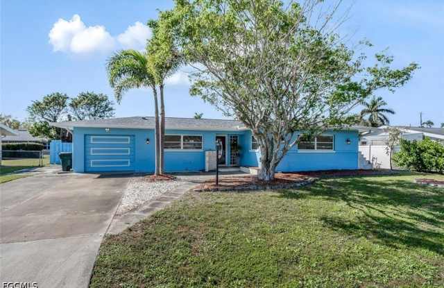 806 Entrada Drive N photos photos