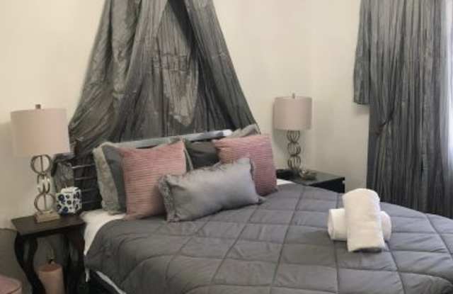 7732 Norton Avenue - 7732 Norton Avenue, West Hollywood, CA 90046