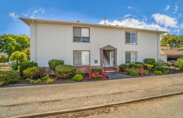 1572 Buena Vista Ave #4 - 1 bedroom | 1 bath | Upper unit - 1572 Buena Vista Avenue, Alameda, CA 94501