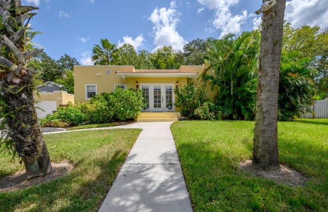 120 S HALE AVENUE - 120 South Hale Avenue, Tampa, FL 33609