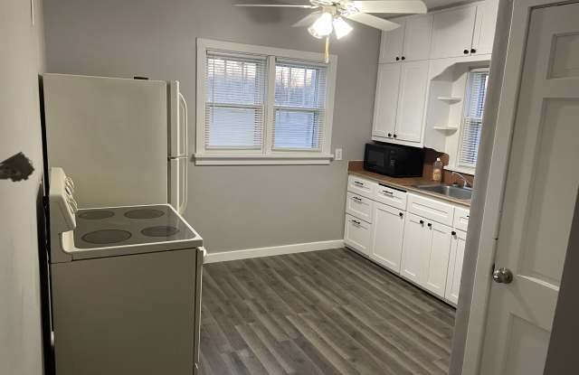 201 E 7th St - 201 East 7th Street, Albert Lea, MN 56007