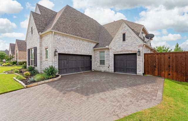 4431 Woodbine Lane Gallery 4