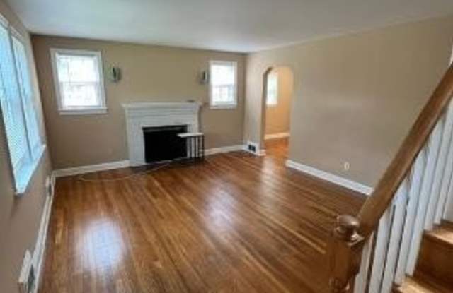 4724 7TH Road N Gallery 3
